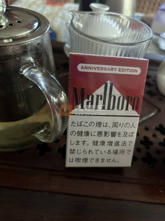 万宝路(硬红日税周年限定版)相册