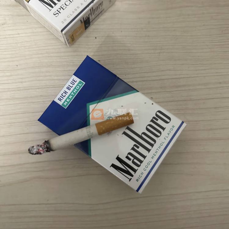 万宝路(硬蓝绿薄荷促销版)相册